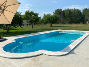 Une maison entière de 4-5 pers avec piscine